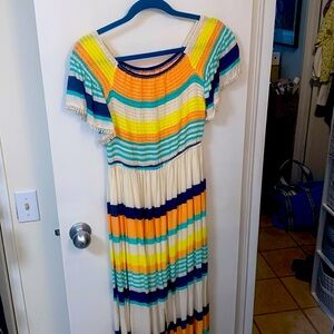 Maxi dress tan, blue, orange, yellow size large slit down the front